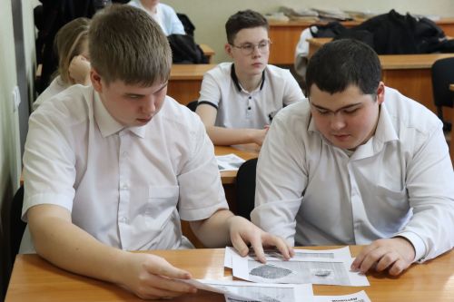 Студенческий десант в Нурлатском отделе полиции: будущие аграрии познакомились со службой в МВД
