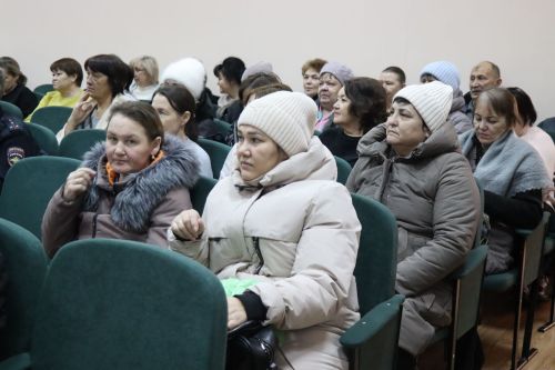 Итоги года и планы на будущее: в Егоркинском сельском поселении прошел сход граждан с участием министра экологии РТ