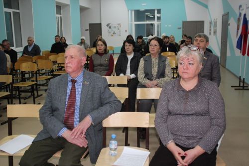 Жители микрорайона железнодорожников встретились с руководством Нурлатского района