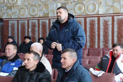 В микрорайоне «Верхний Нурлат» обсудили итоги года и планы на будущее