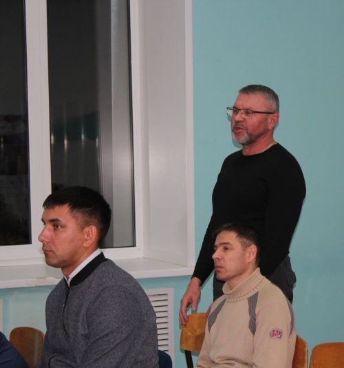 Жители микрорайона железнодорожников встретились с руководством Нурлатского района
