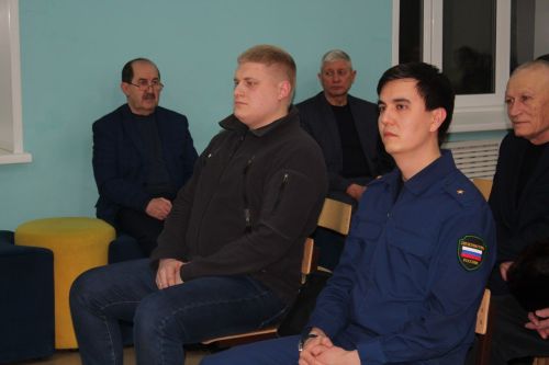 Жители микрорайона железнодорожников встретились с руководством Нурлатского района
