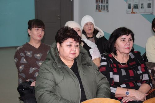 Жители микрорайона железнодорожников встретились с руководством Нурлатского района