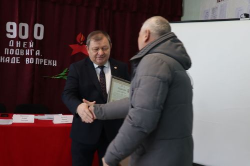 В Староальметьевском сельском поселении подвели итоги работы и вручили сертификаты на доильные аппараты