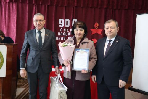 В Староальметьевском сельском поселении подвели итоги работы и вручили сертификаты на доильные аппараты