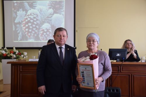Социальные и медицинские учреждения Нурлатского района обсудили итоги года с главой района