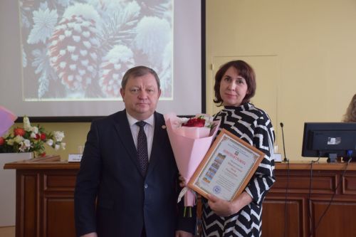 Социальные и медицинские учреждения Нурлатского района обсудили итоги года с главой района