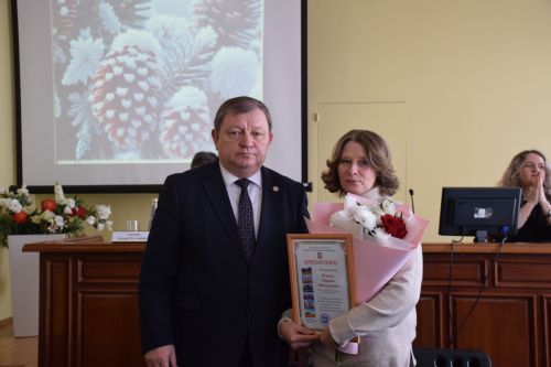 Социальные и медицинские учреждения Нурлатского района обсудили итоги года с главой района
