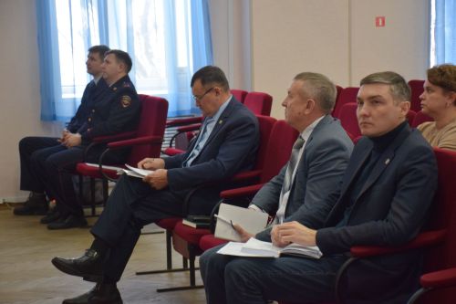 В Нурлате прошло очередное заседание комиссии по координации работы по противодействию коррупции