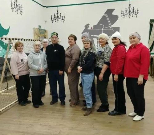 «Сети защиты»: в Нижнем Нурлате плетут маскировку для бойцов
