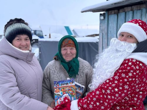 Новогодняя акция добра для юных жителей Бурметьевского сельского поселения