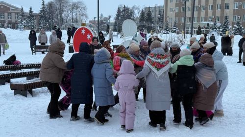 «Рождественские узоры» украсили Центральную площадь Нурлата