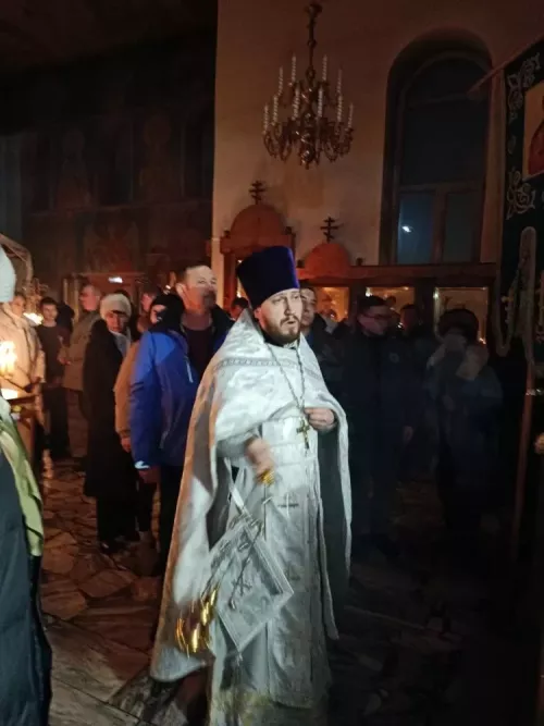 Нурлатцы встретили светлый праздник Рождества Христова
