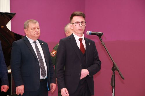 В Нурлате открыли новый цикл благотворительных концертов в поддержку бойцов