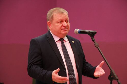 В Нурлате открыли новый цикл благотворительных концертов в поддержку бойцов