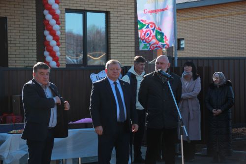 В Нурлатском районе три семьи работников нефтяного предприятия получили новое жилье