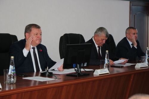 В Нурлате прошла очередная сессия советов района и города