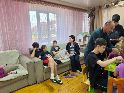 Волонтёры из Нурлата навестили детей приюта «Мечта»