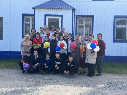 Как волонтеры Центра активного долголетия встретили 1 октября