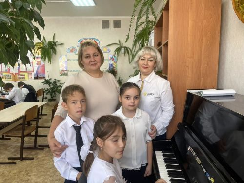 В Нурлатской гимназии прошла музыкальная акция «Мелодия перемены»