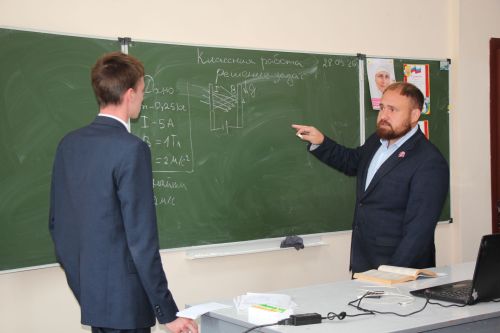 Программа «Земский учитель» помогла семье педагогов обрести новую родину