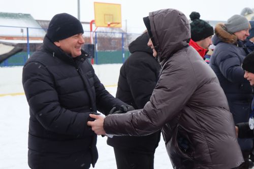 В Нурлате завершился фестиваль «Папа, мама, я – хоккейная семья»