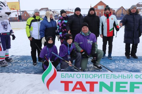 В Нурлате завершился фестиваль «Папа, мама, я – хоккейная семья»