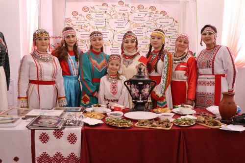 Родословная – живая история: в Нурлате прошел фестиваль семейных традиций