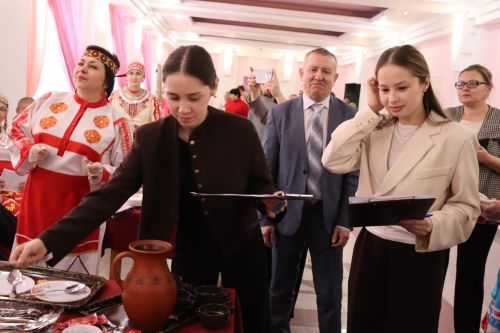 Родословная – живая история: в Нурлате прошел фестиваль семейных традиций