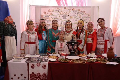 Родословная – живая история: в Нурлате прошел фестиваль семейных традиций
