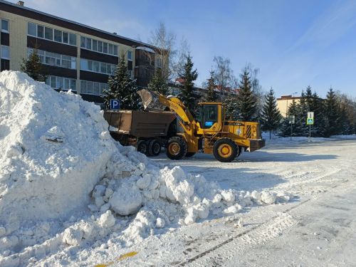 В Нурлате с начала года вывезено 20 тысяч тонн снега