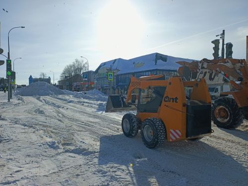 В Нурлате с начала года вывезено 20 тысяч тонн снега