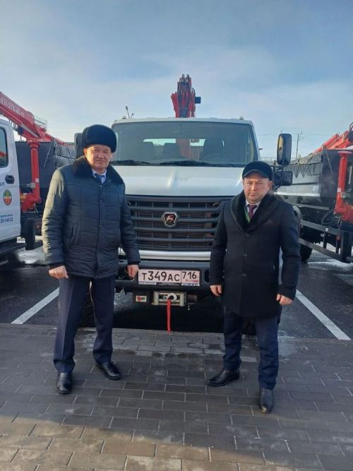 Нурлатские ветеринары получили новый спецтранспорт для сбора биоотходов
