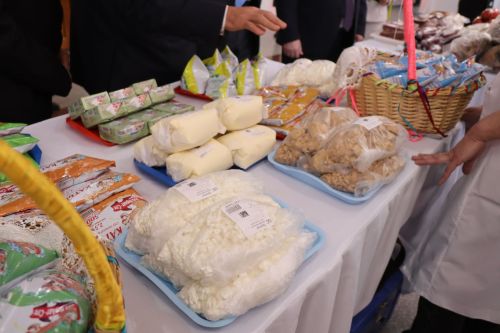 К итоговой сессии Совета района нурлатцы развернули масштабную выставку, посвященную достижениям района