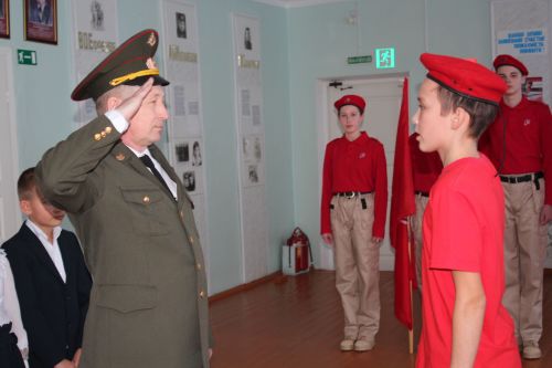 Ученики Егоркинской школы вступили в ряды Юнармии