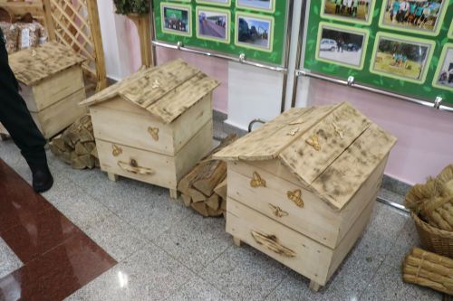 К итоговой сессии Совета района нурлатцы развернули масштабную выставку, посвященную достижениям района