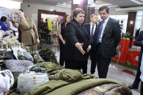 К итоговой сессии Совета района нурлатцы развернули масштабную выставку, посвященную достижениям района