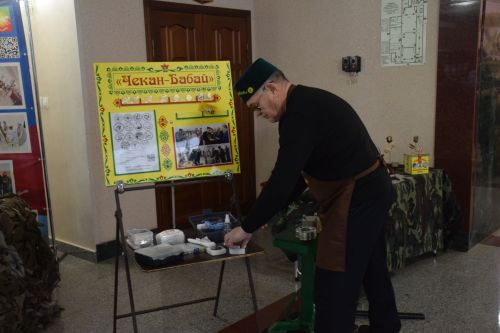 К итоговой сессии Совета района нурлатцы развернули масштабную выставку, посвященную достижениям района