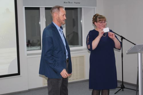 «Возвращайся с победой, родной!»: В Нурлате прошла презентация нового сборника стихов Маргариты Литта