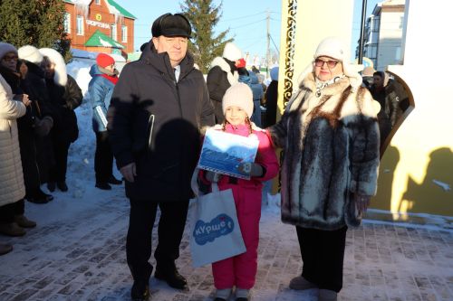 В сквере Журналистов города Нурлат открыли «Древо дружбы»