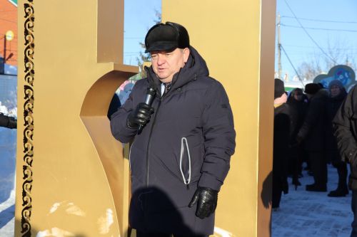В сквере Журналистов города Нурлат открыли «Древо дружбы»