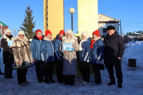 В сквере Журналистов города Нурлат открыли «Древо дружбы»