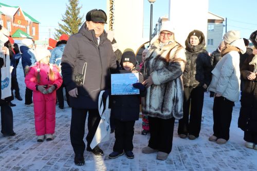 В сквере Журналистов города Нурлат открыли «Древо дружбы»