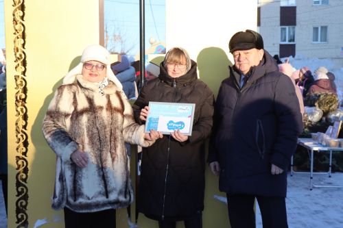 В сквере Журналистов города Нурлат открыли «Древо дружбы»