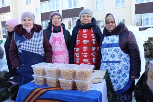 В сквере Журналистов города Нурлат открыли «Древо дружбы»