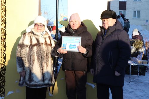 В сквере Журналистов города Нурлат открыли «Древо дружбы»