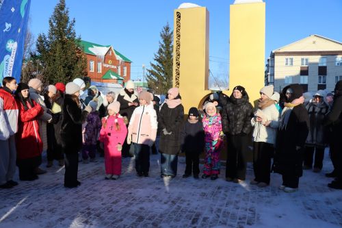 В сквере Журналистов города Нурлат открыли «Древо дружбы»
