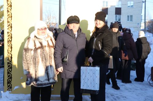 В сквере Журналистов города Нурлат открыли «Древо дружбы»