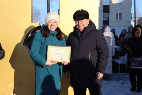 В сквере Журналистов города Нурлат открыли «Древо дружбы»