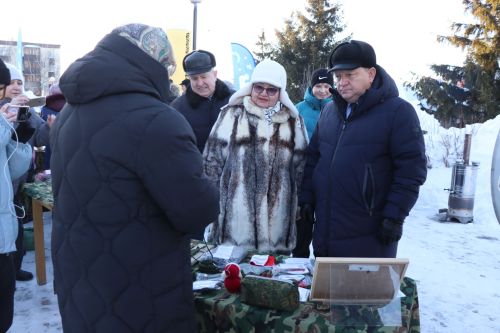 В сквере Журналистов города Нурлат открыли «Древо дружбы»